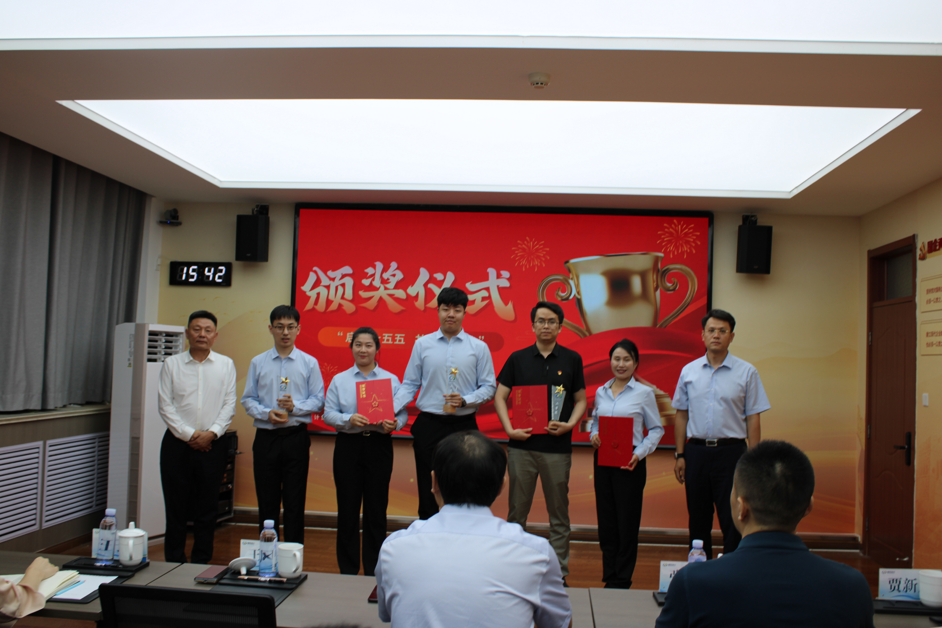 喜報(bào)！賽場爭鋒展風(fēng)采 載譽(yù)而歸為企爭光